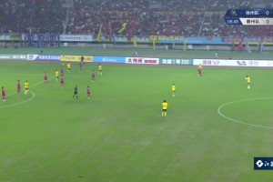 泰州队突施冷箭！徐州队门将奋勇扑出